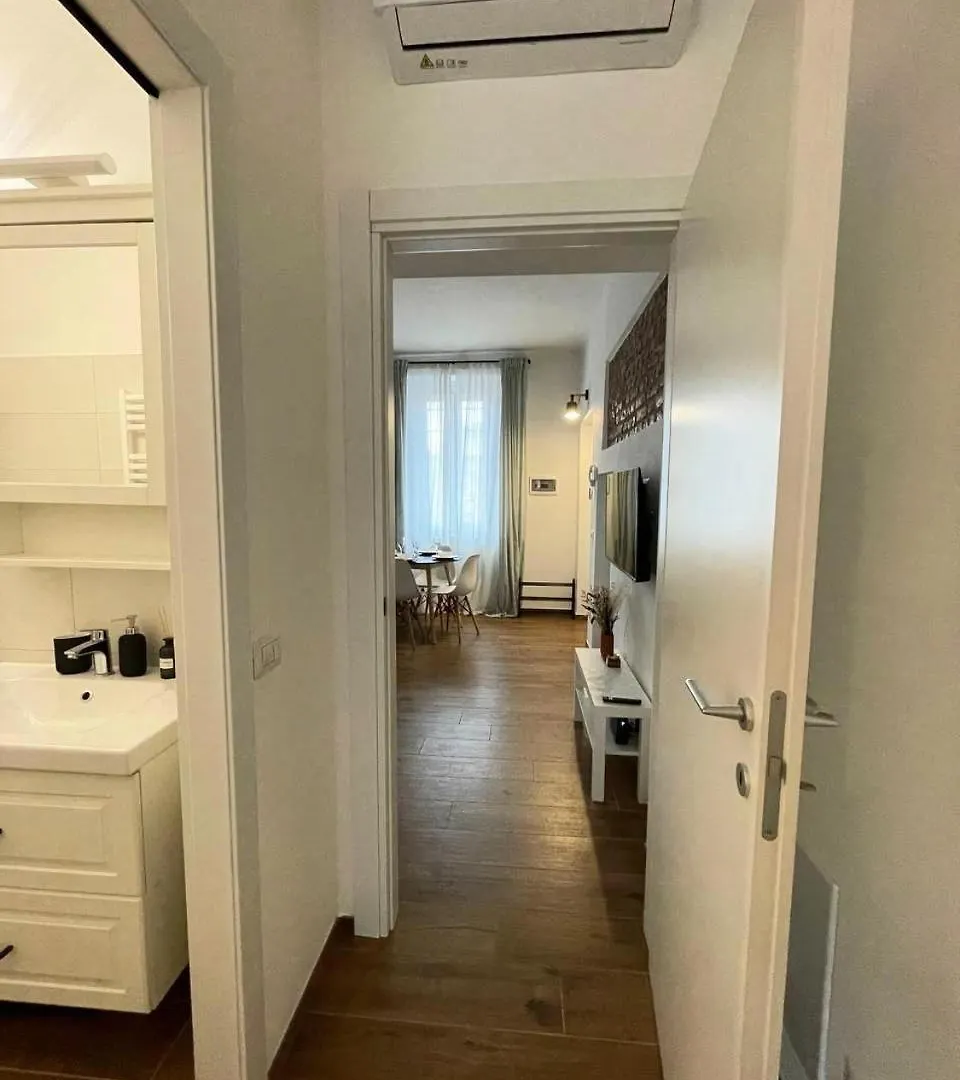 De Conti Apartments Milan